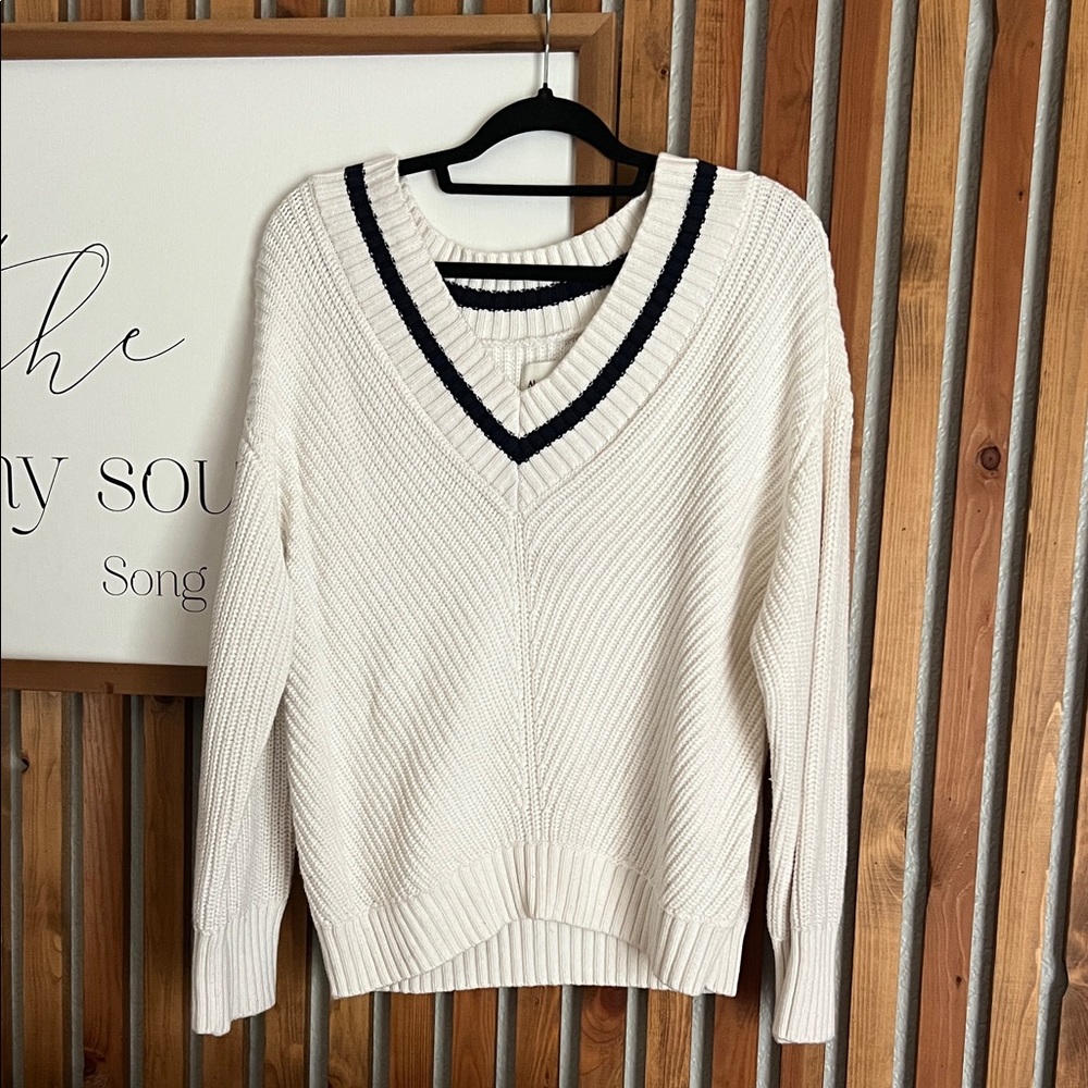 Abercrombie & Fitch Cream Sweater with Black Trim